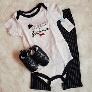 SOLD- Baby boy set 18M